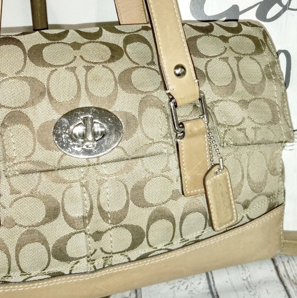 💛 Coach Hamptons Khaki Tan Signature Canvas Turnlock Shoulder Bag Shopper Tote - Picture 3 of 10
